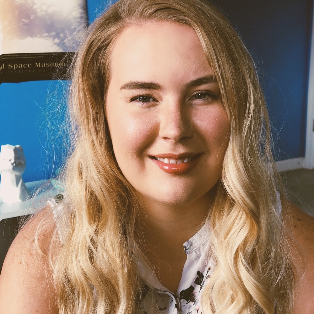 Meet your Posher, Alexandra